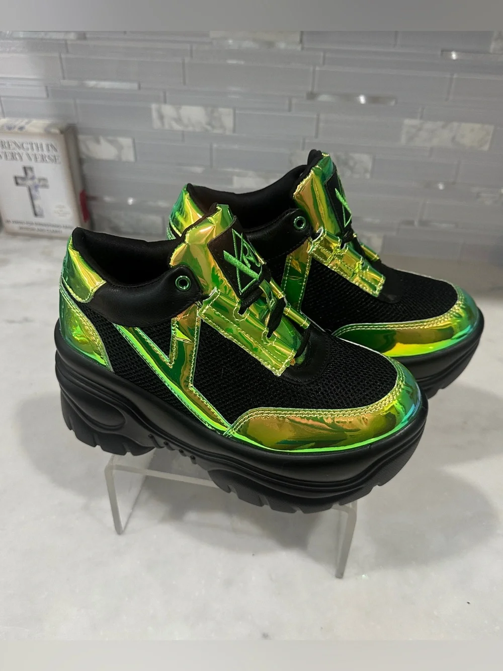 NWOT YRU Matrixx Lime Green Platform Sneakers | Size 6